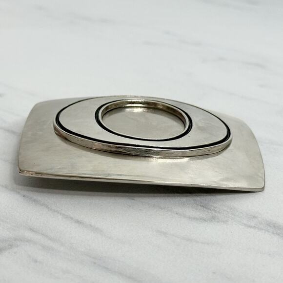 O Letter Initial Monogram Silver Tone Belt Buckle - Picture 5 of 8